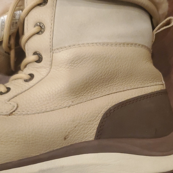 Women's Beige Winter Boots - Picture 11 of 16